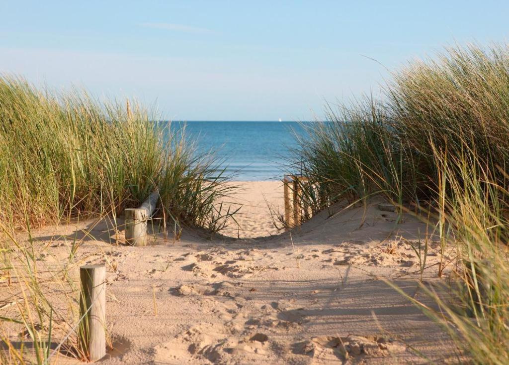 Skyview Suite Oostduinkerke Bagian luar foto